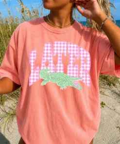Women’s Cotton Oversized Comfort Colors Gingham Later Gator Graphic Tee – Loose Fit Apparel, Silly Alligator Design, Trendy Comfortable Summer Top for Her