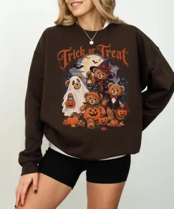 Vintage 90s Bears Halloween Sweatshirt, Trick or Treat Bears Sweatshirt, Haunted House Graphic Sweatshirt, Pumpkin Lover Gift Clothing